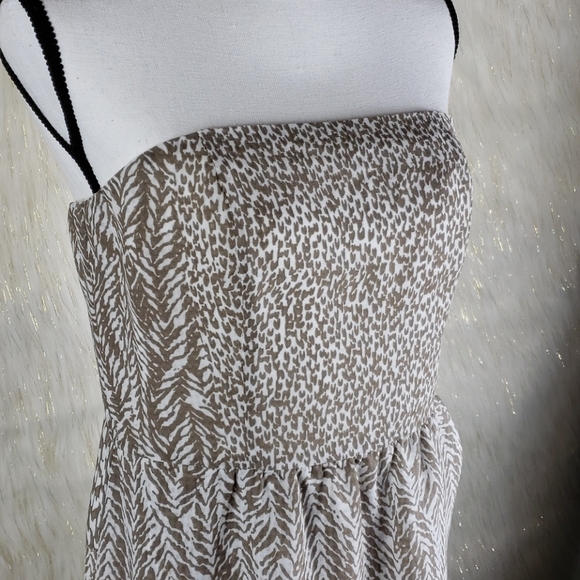 The Limited Strapless Dress - Picture 2 of 7